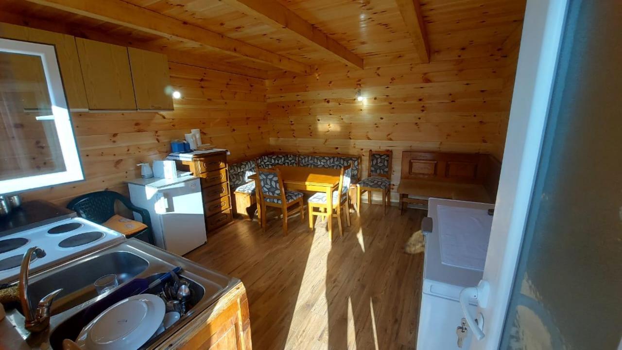 Somina Bed & Breakfast Savnik Екстериор снимка